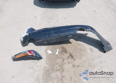 2010 Nissan Altima 2.5 S z USA, uszkodzony, nr VIN 1N4AL2AP2AC137899